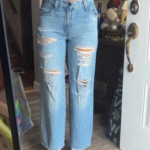 Baggy dad Levi’s size 24 & 28 inch inseam